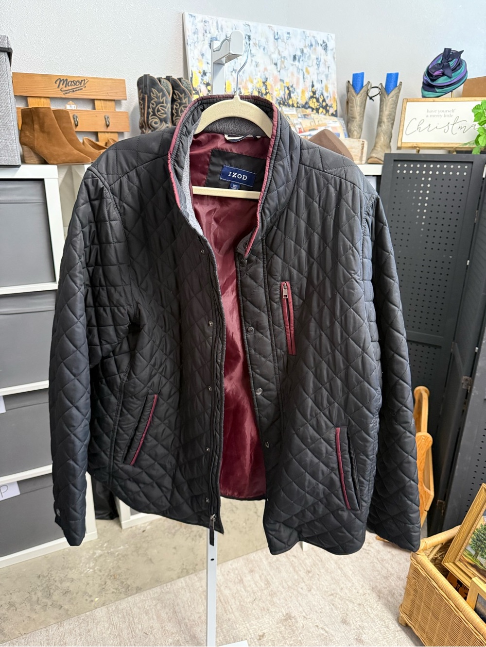 IZOD Men’s Diamond Quilted Black Lightweight Barn Jacket